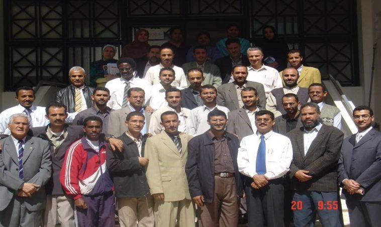 اعضاء هيئة التدريس - مدارس اليمنية الحديثة