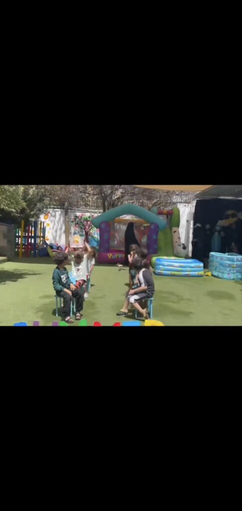 💦🌞 يوم لا يُنسى أطفالنا يستمتعون بيوم مليء بـ الألعاب المائية. (1E-1A-2E-2A) #مدارس_اليمنية_الحديثة